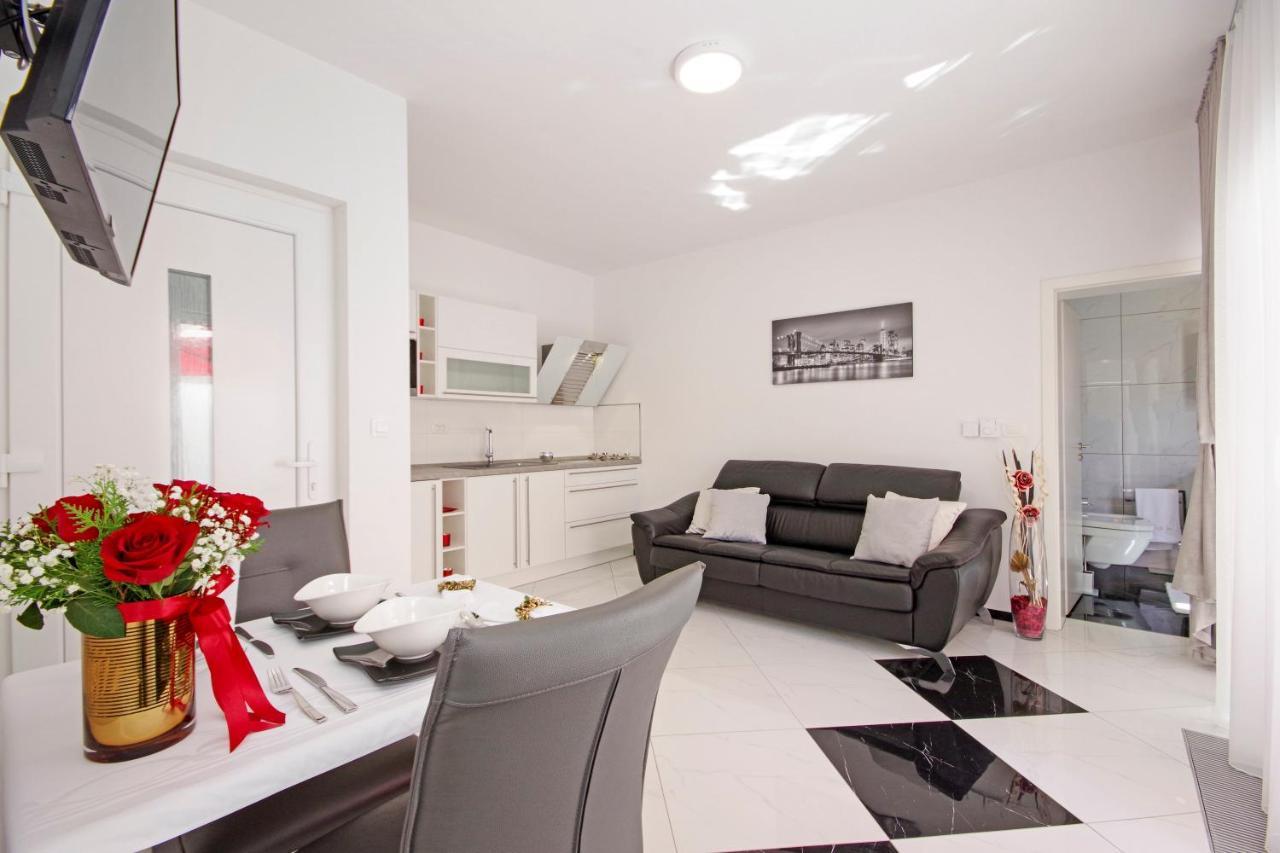 Villa Inis ماكارسكا المظهر الخارجي الصورة